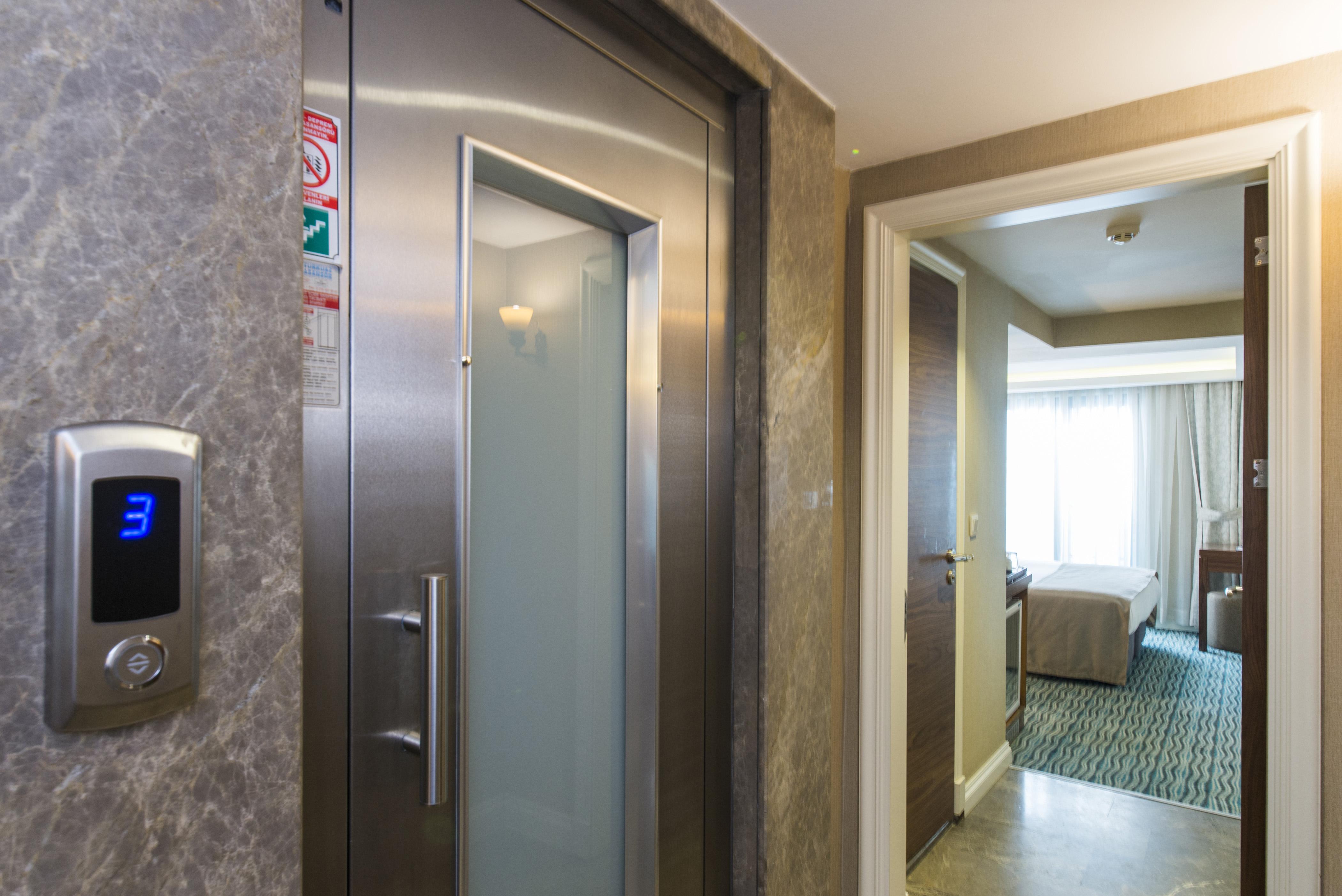 Aston Hotel Taksim อิสตันบูล ภายนอก รูปภาพ