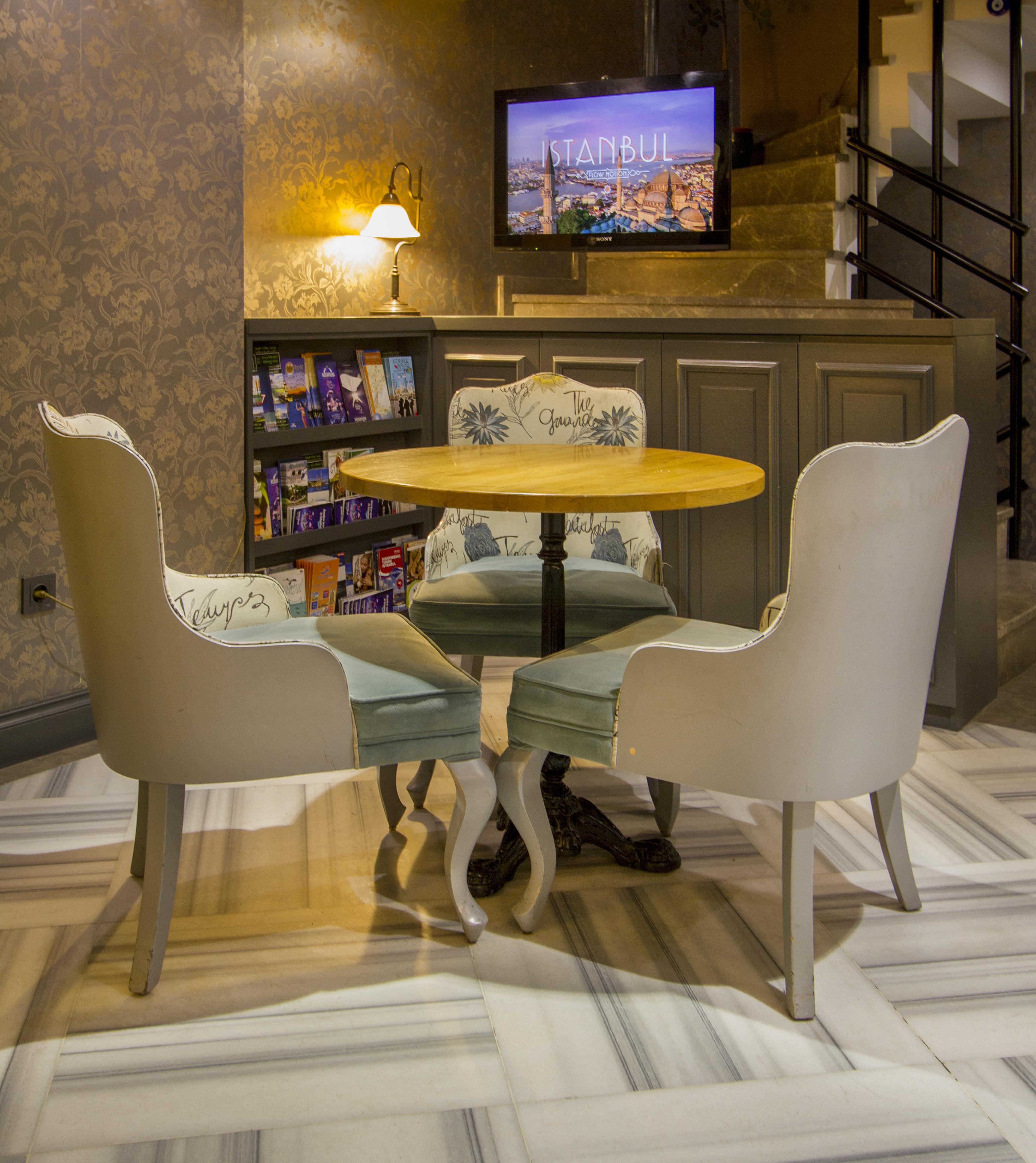 Aston Hotel Taksim อิสตันบูล ภายนอก รูปภาพ