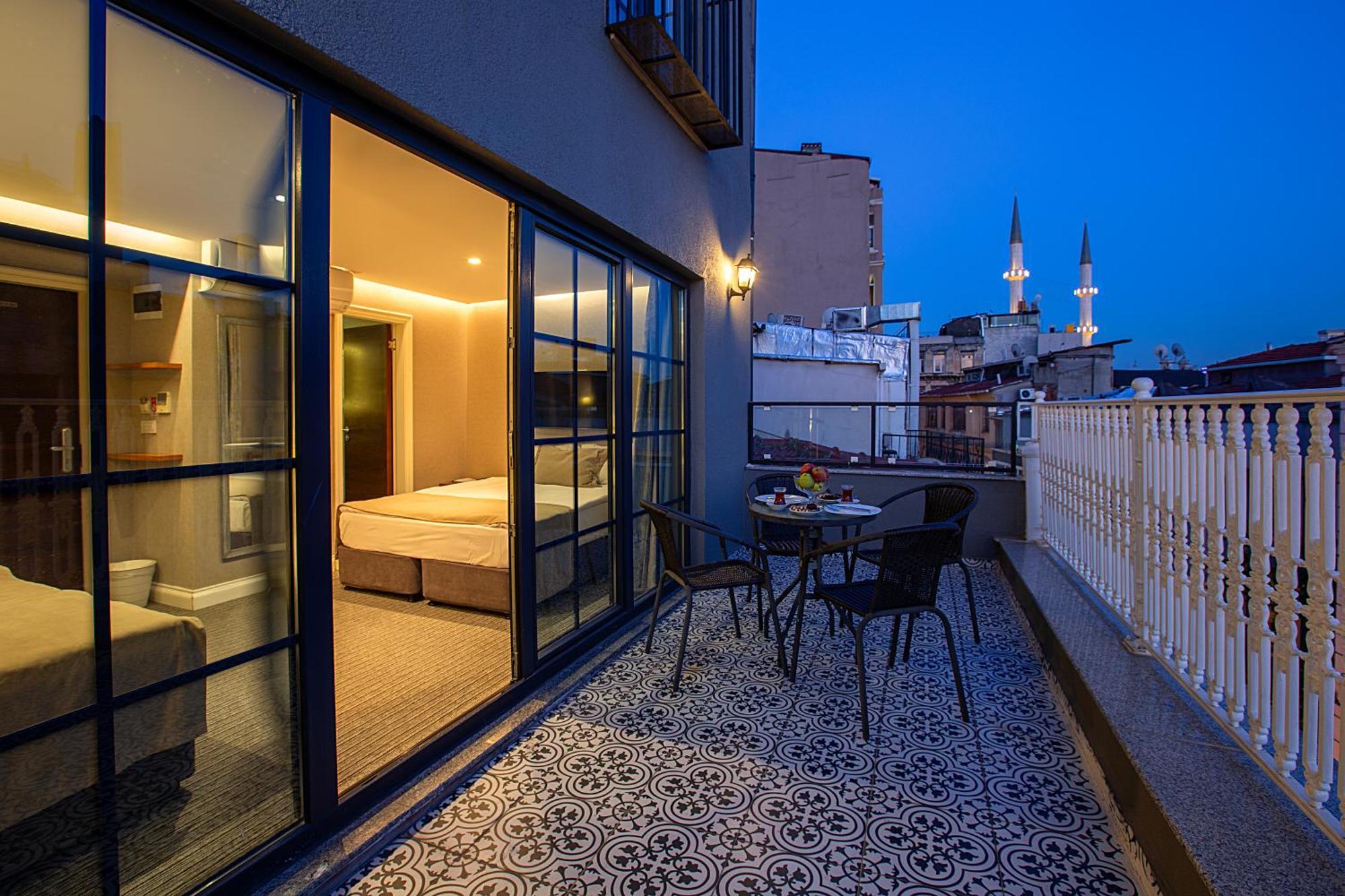 Aston Hotel Taksim อิสตันบูล ภายนอก รูปภาพ