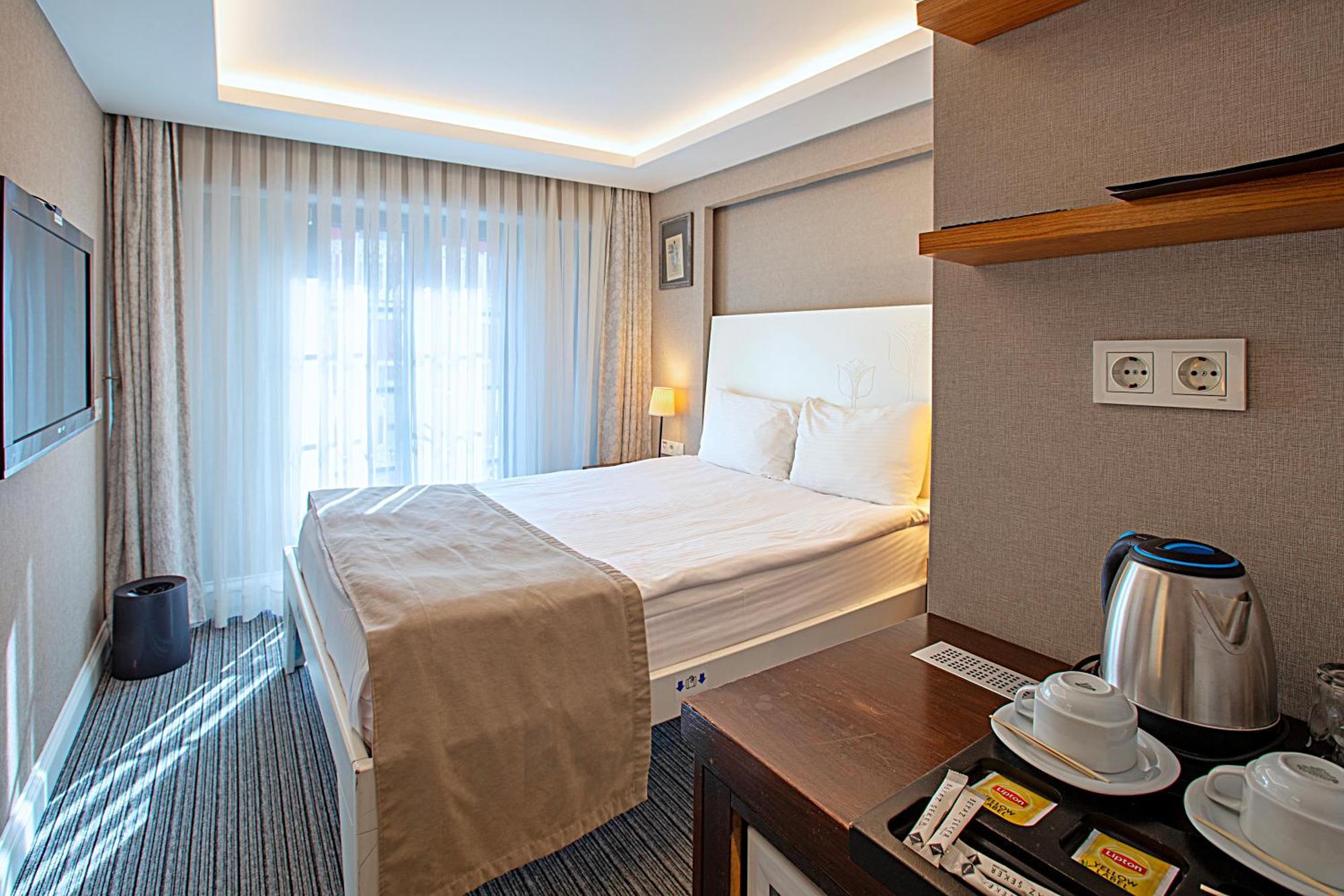 Aston Hotel Taksim อิสตันบูล ภายนอก รูปภาพ