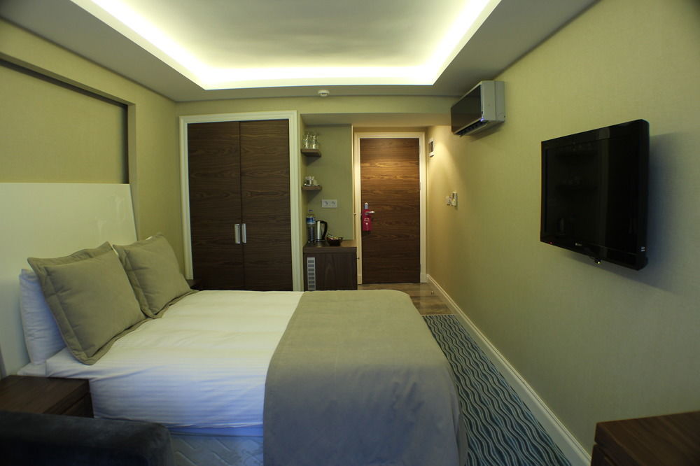 Aston Hotel Taksim อิสตันบูล ภายนอก รูปภาพ